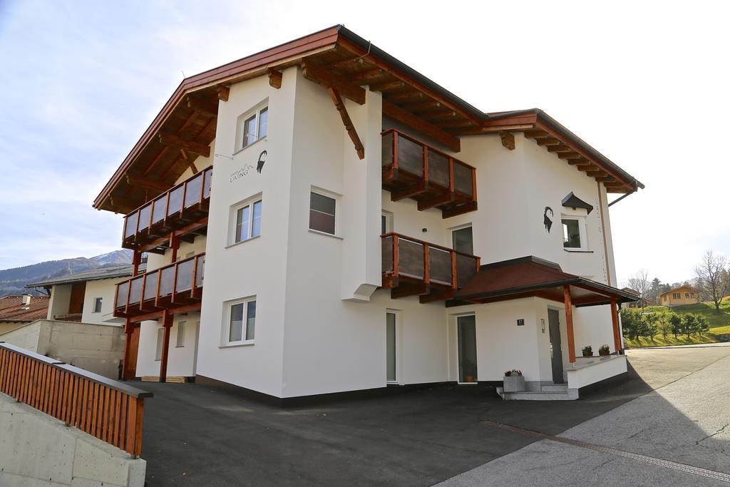 Ladis Living Apartment Exterior photo